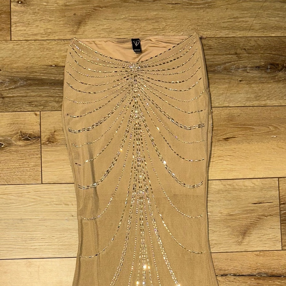Beautiful NWT rhinestone skirt